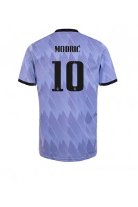 Fotbalové Dres Real Madrid Luka Modric #10 Venkovní Oblečení 2022-23 Krátký Rukáv